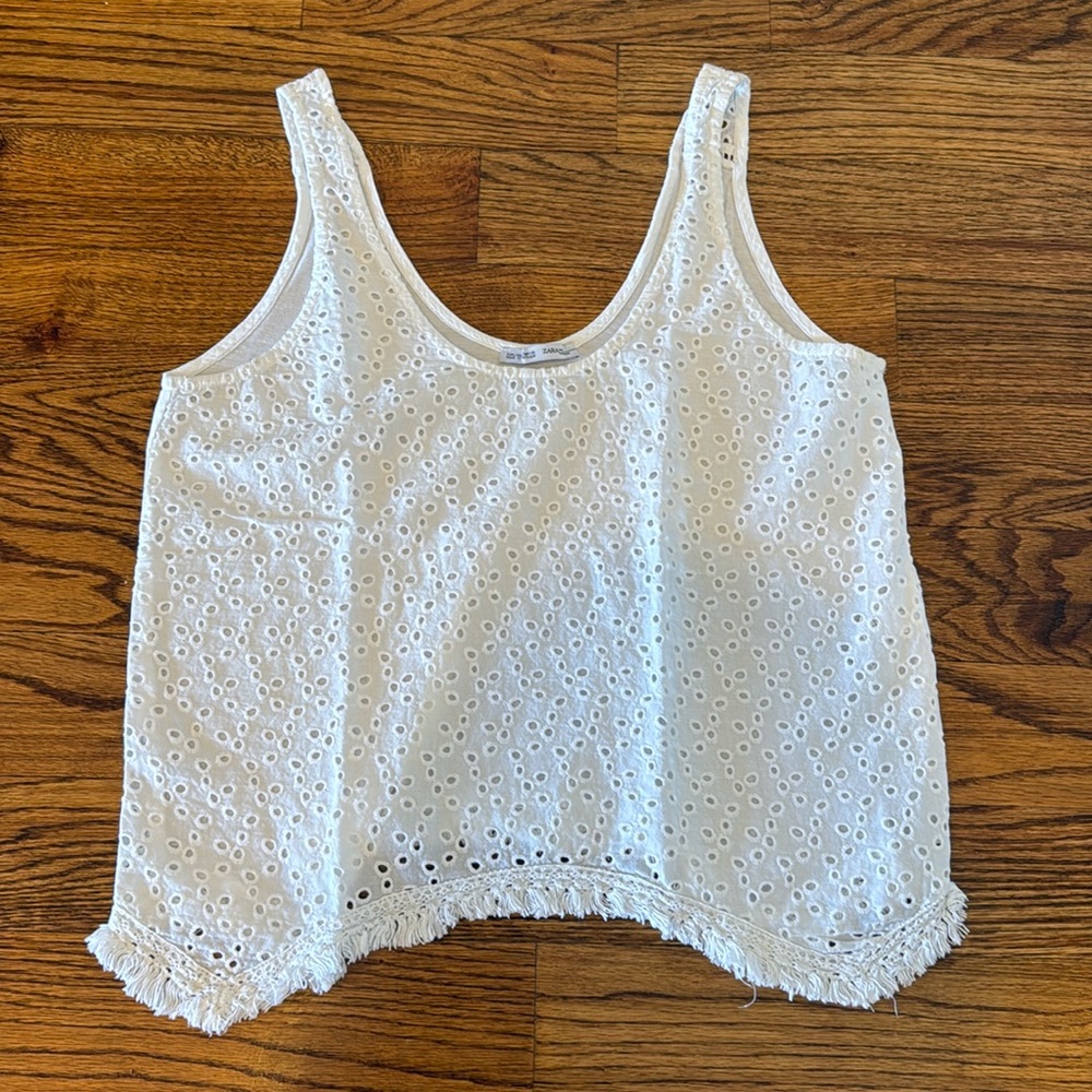 Zara woman’s white embroidered tank cotton sz L